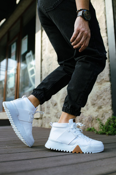 ch057 white3