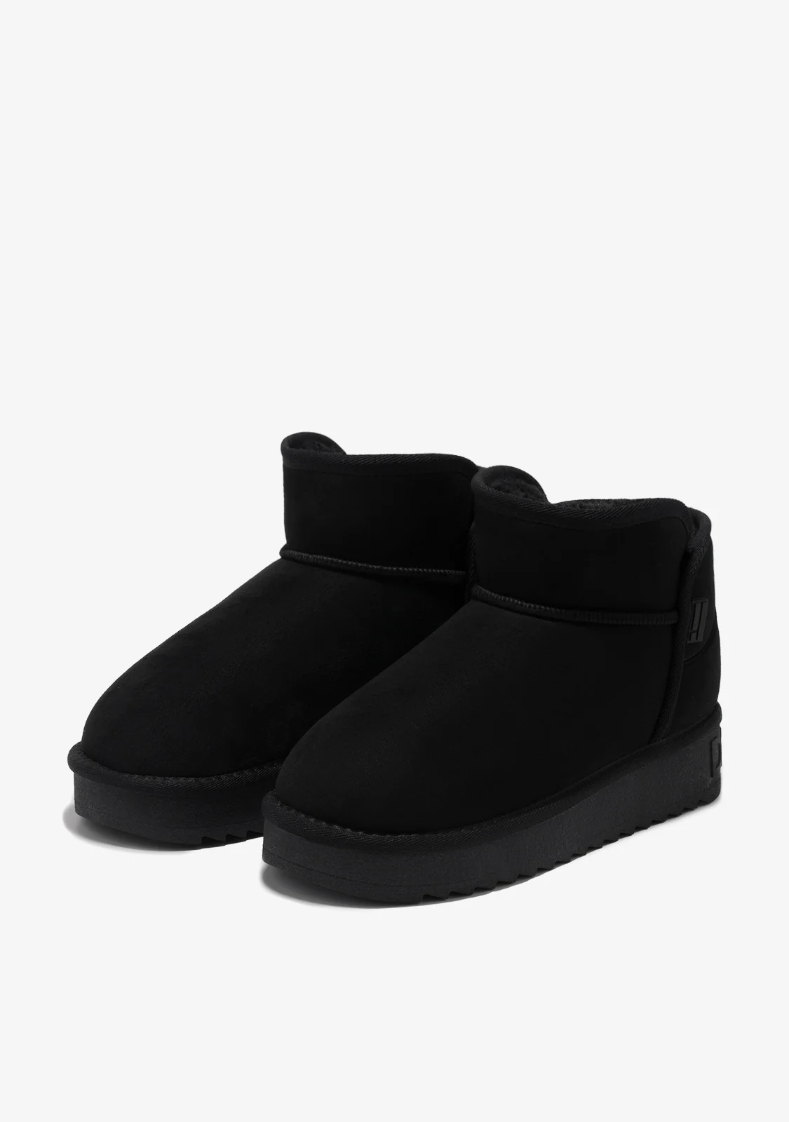 Nordic basic low v2 black1