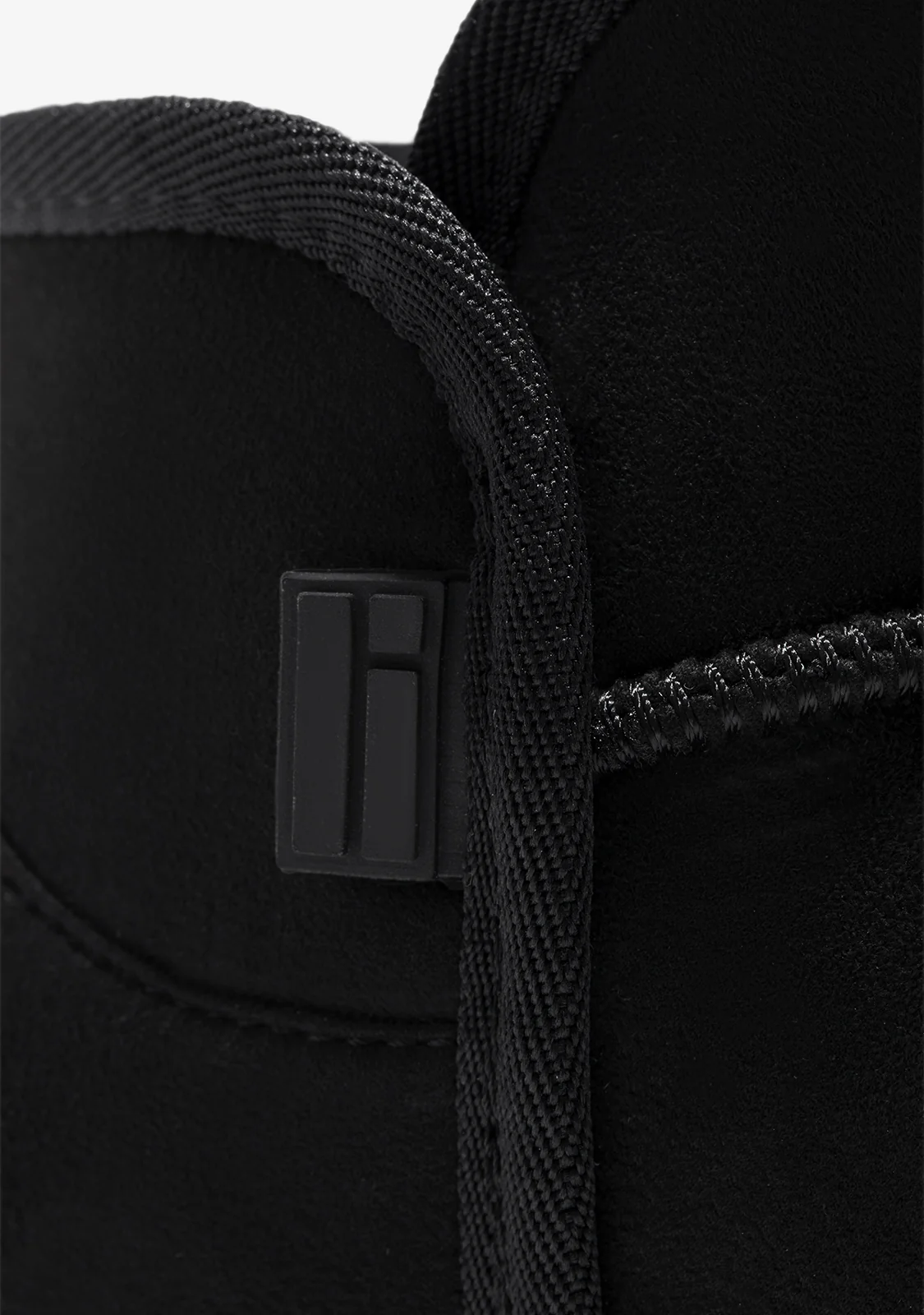 Nordic basic low v2 black3